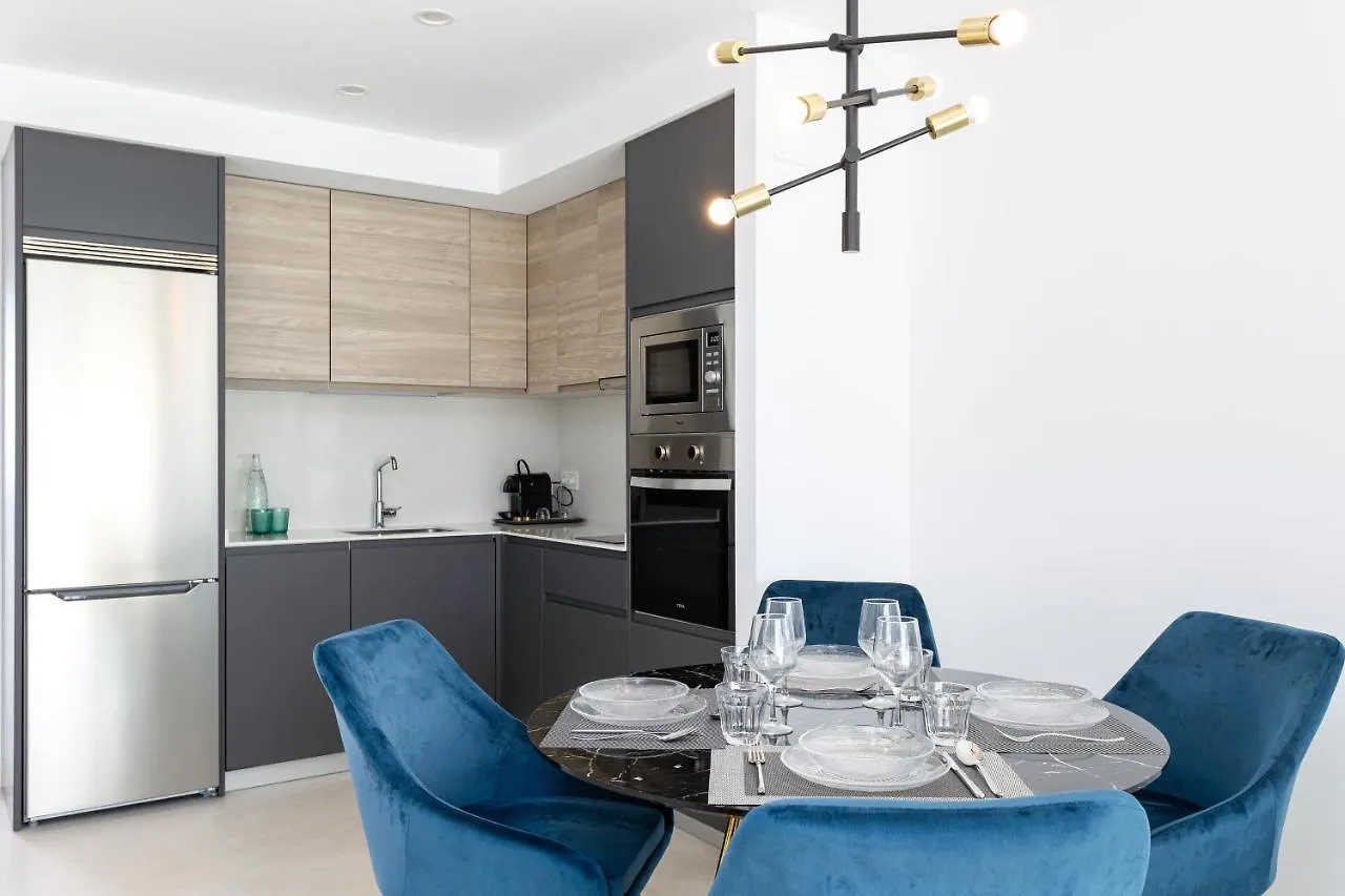 Caleyro Boutique Apartments - 