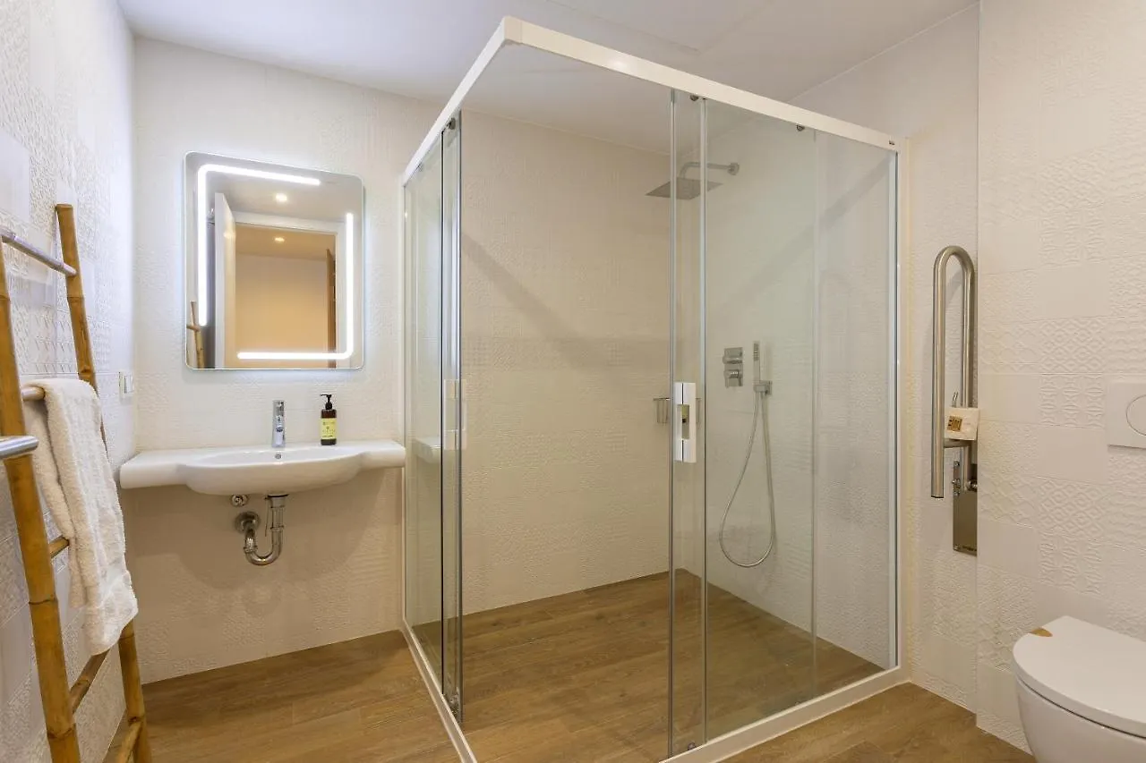Caleyro Boutique Apartments - 