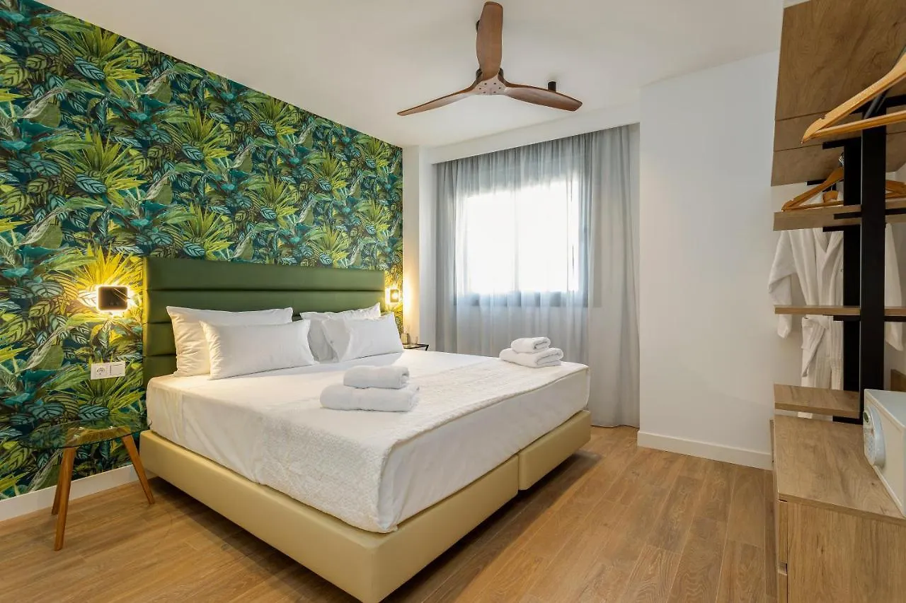 Caleyro Boutique Apartments - 