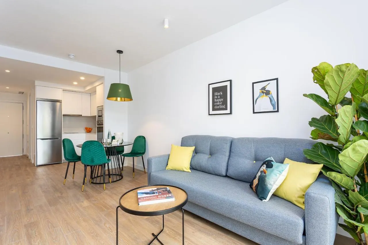 Caleyro Boutique Apartments - 