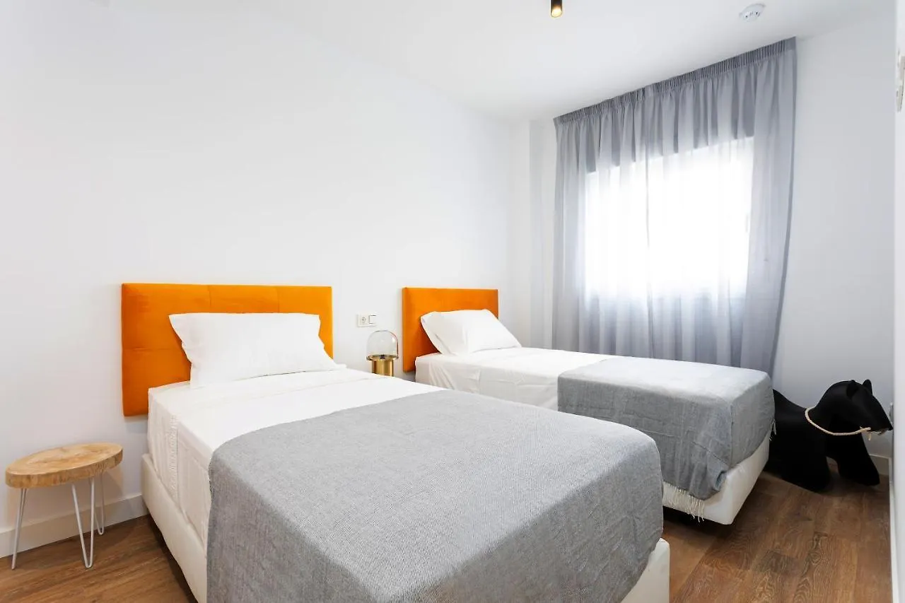 Caleyro Boutique Apartments - 