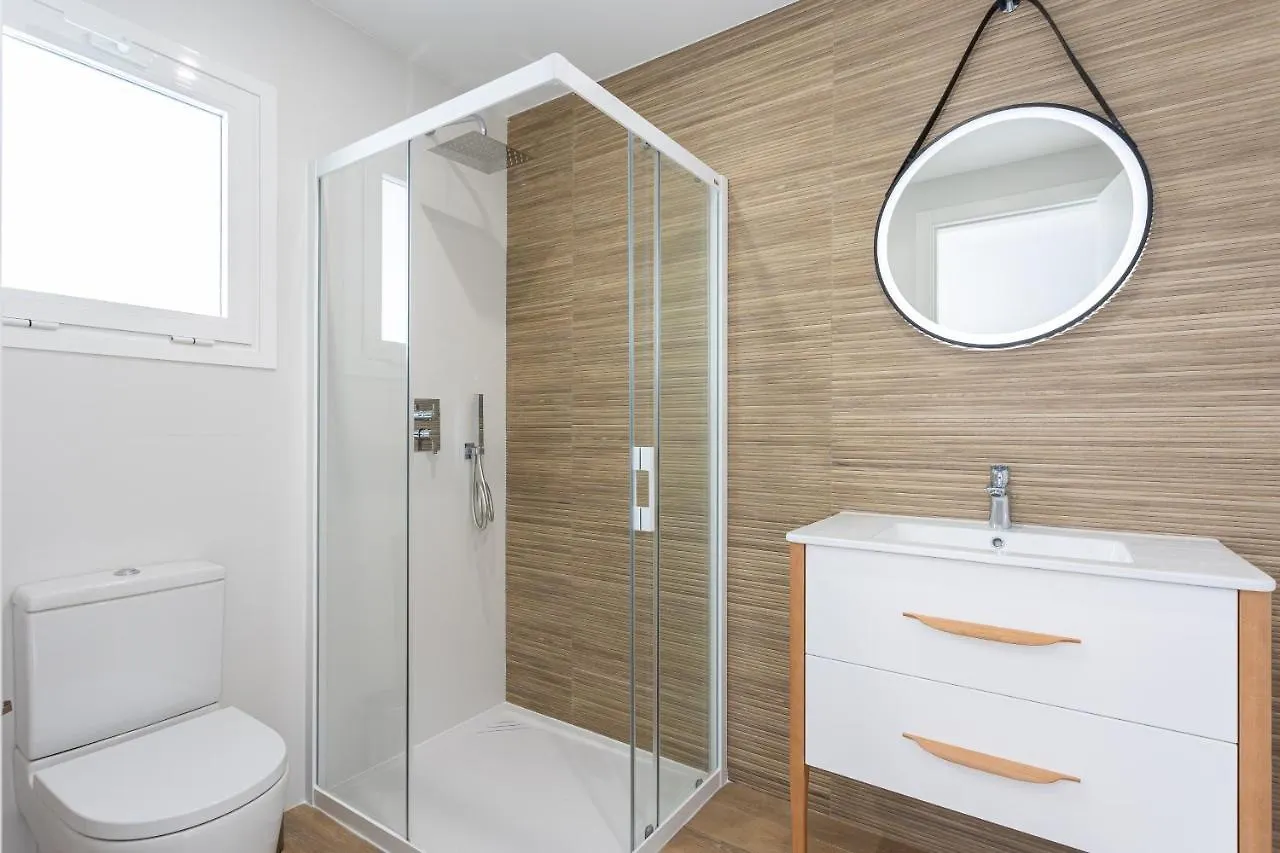 Caleyro Boutique Apartments - 