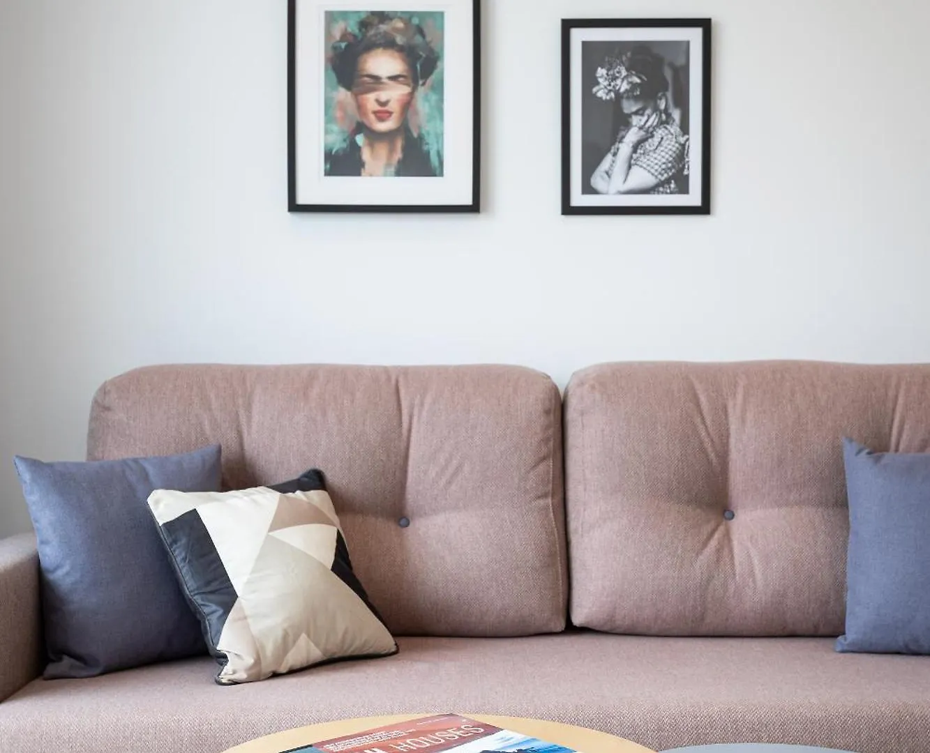 Caleyro Boutique Apartments - 