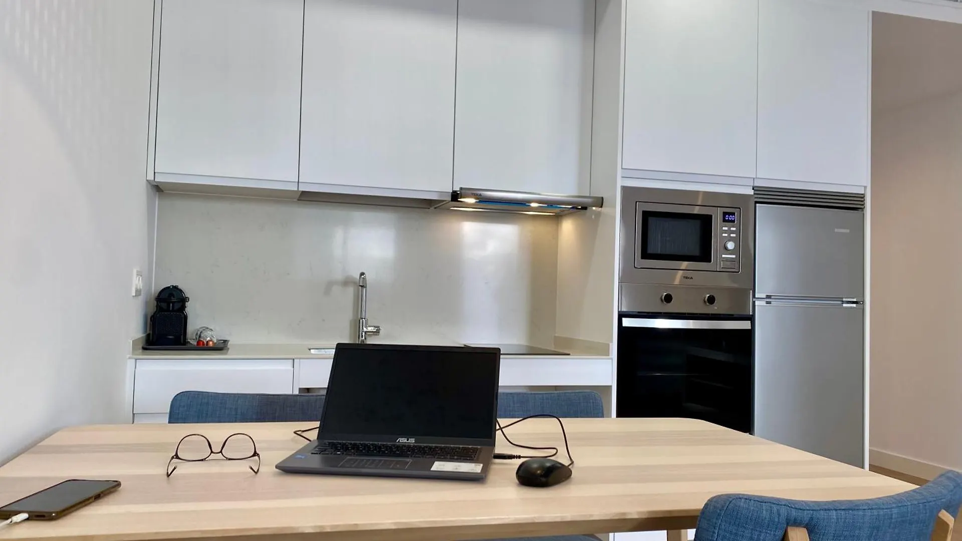 Caleyro Boutique Apartments - 