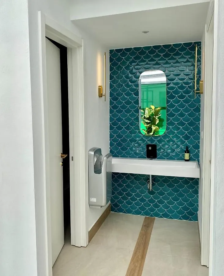 Caleyro Boutique Apartments - 