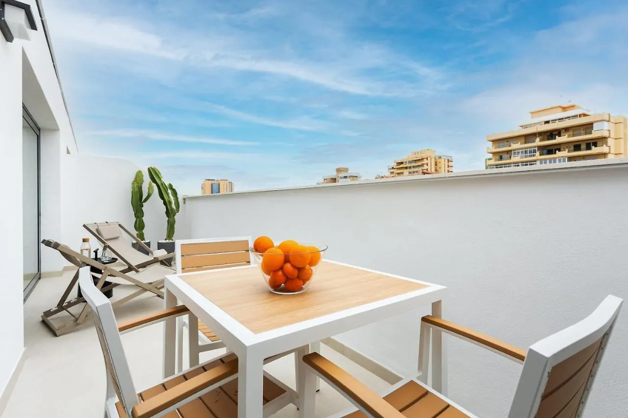 Caleyro Boutique Apartments - 