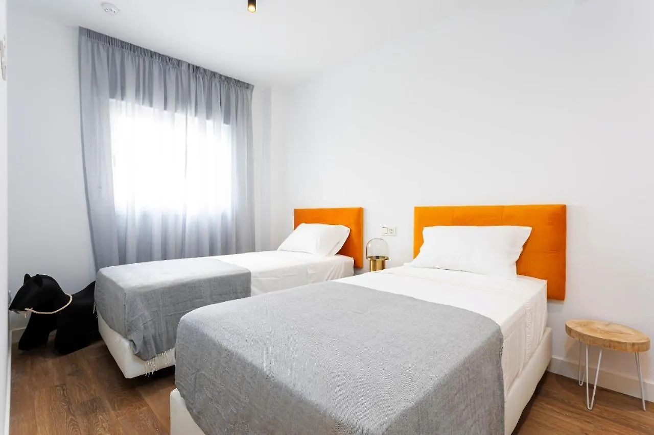 Caleyro Boutique Apartments - 