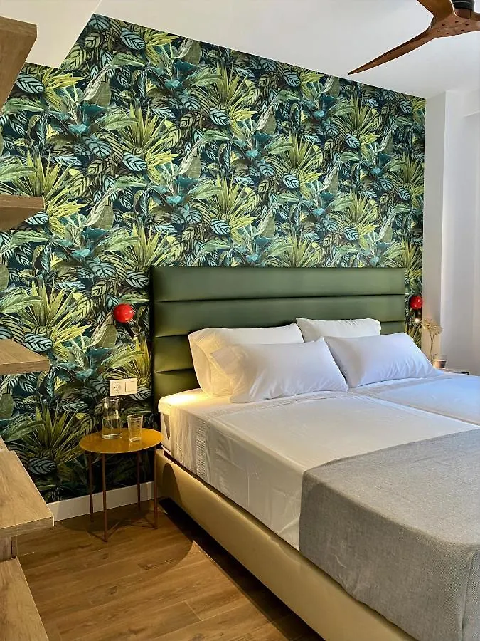 Caleyro Boutique Apartments - 