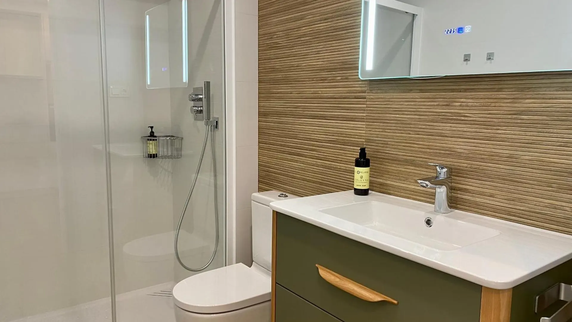 Caleyro Boutique Apartments - 
